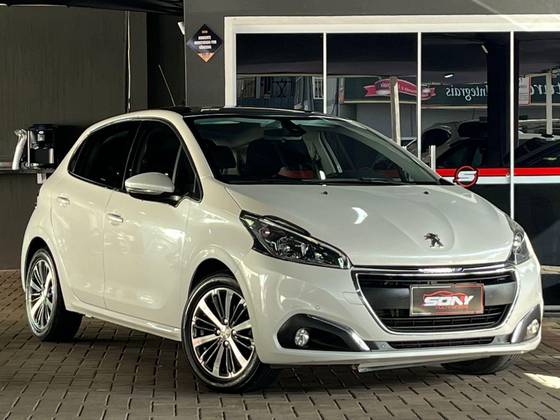 PEUGEOT 208 1.6 GRIFFE 16V FLEX 4P AUTOMÁTICO PEUGEOT 208 1.6 GRIFFE 16V FLEX 4P AUTOMÁTICO